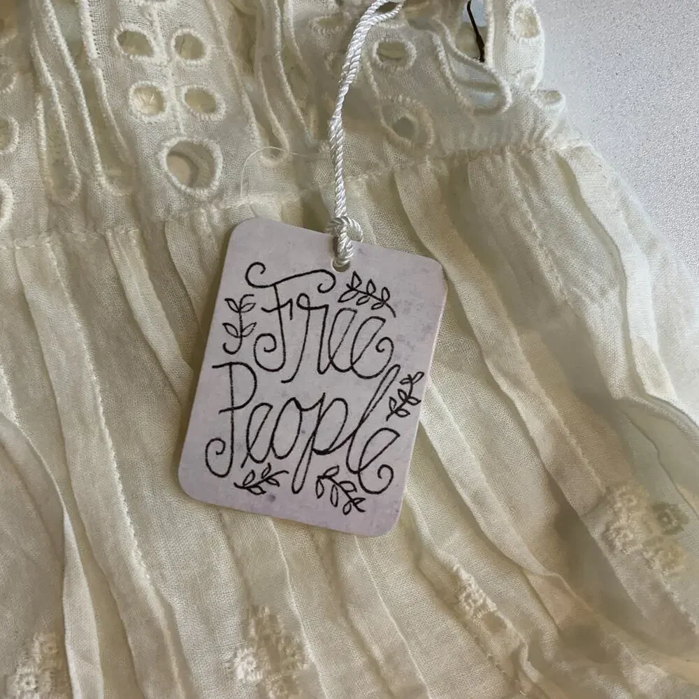 Free People Top Women XS Extra Small Ivory Eloise Eyelet Lace Cutout Button Back